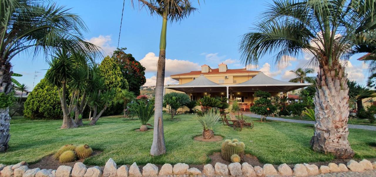 Hotel Damanse 3*