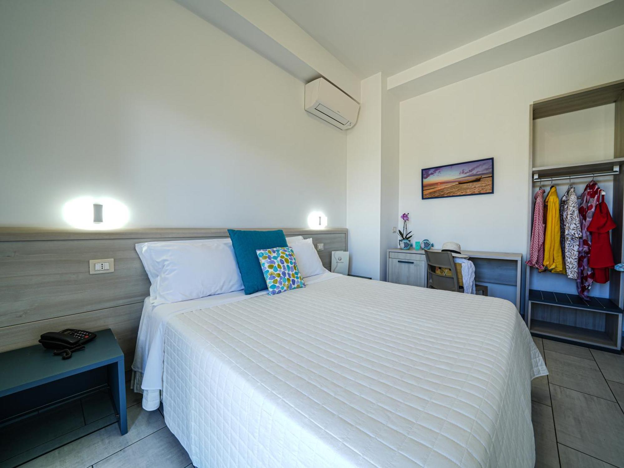 Hotel Damanse 3*