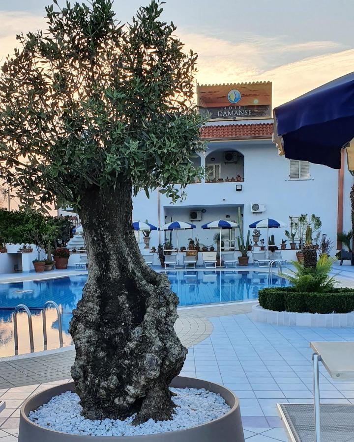 Damanse Hotel