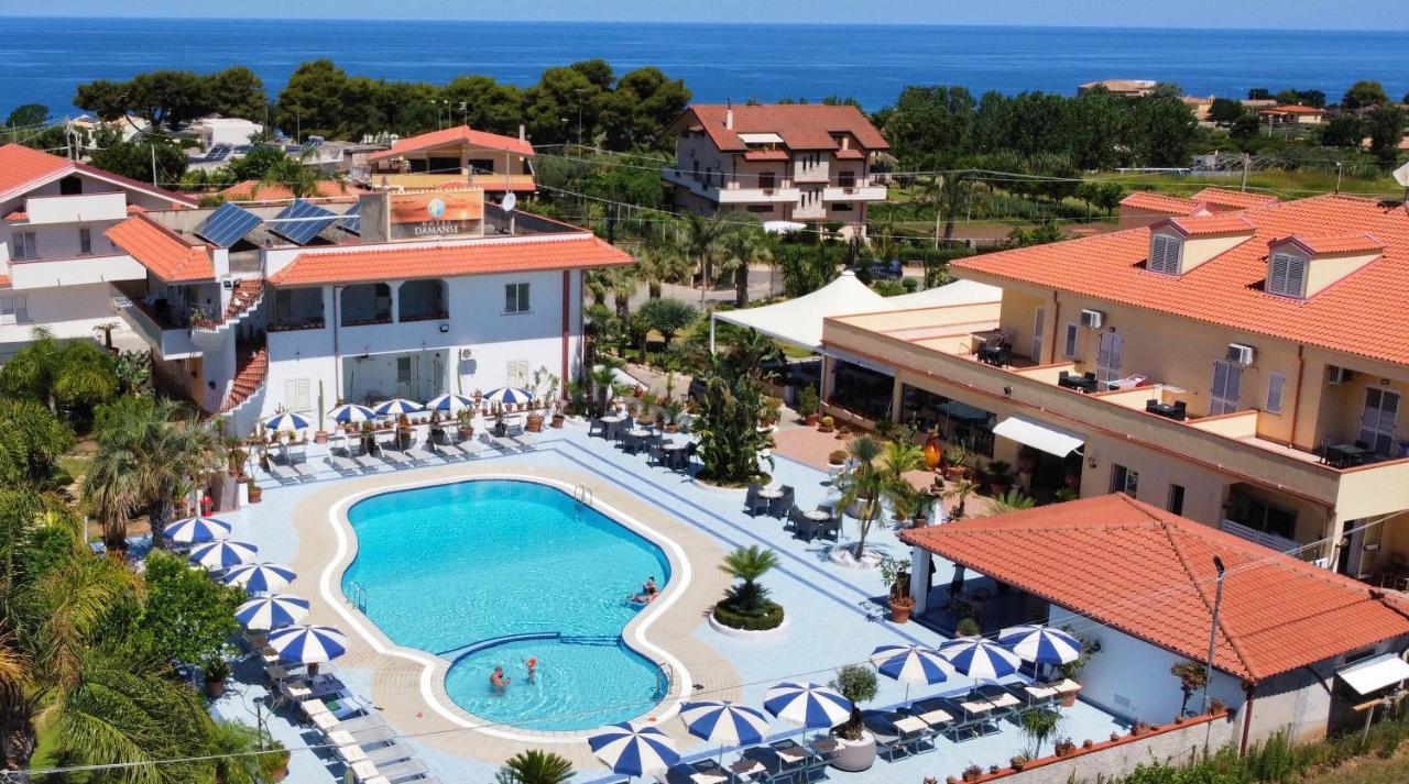 Damanse Hotel 3*