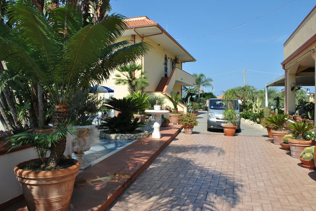 Hotel Damanse 3*