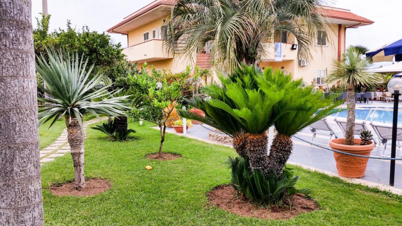 Hotel Damanse